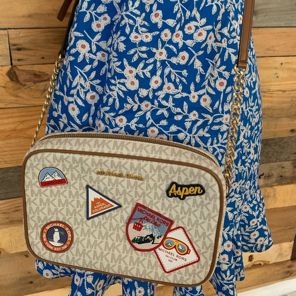 Michael Kors Aspen Limited Edition Crossbody - Picture 12 of 12